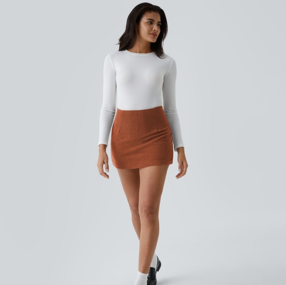 HALARA Ribbed Mini Skirt in Rust Brown